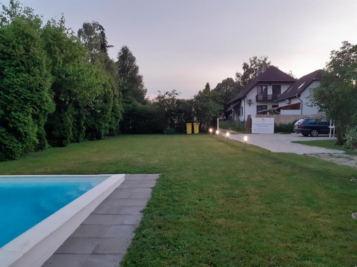 Margareta Apartman - Balatonlelle Exterior photo