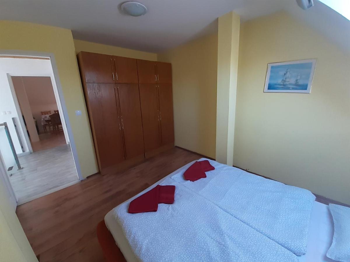 Margareta Apartman - Balatonlelle Exterior photo