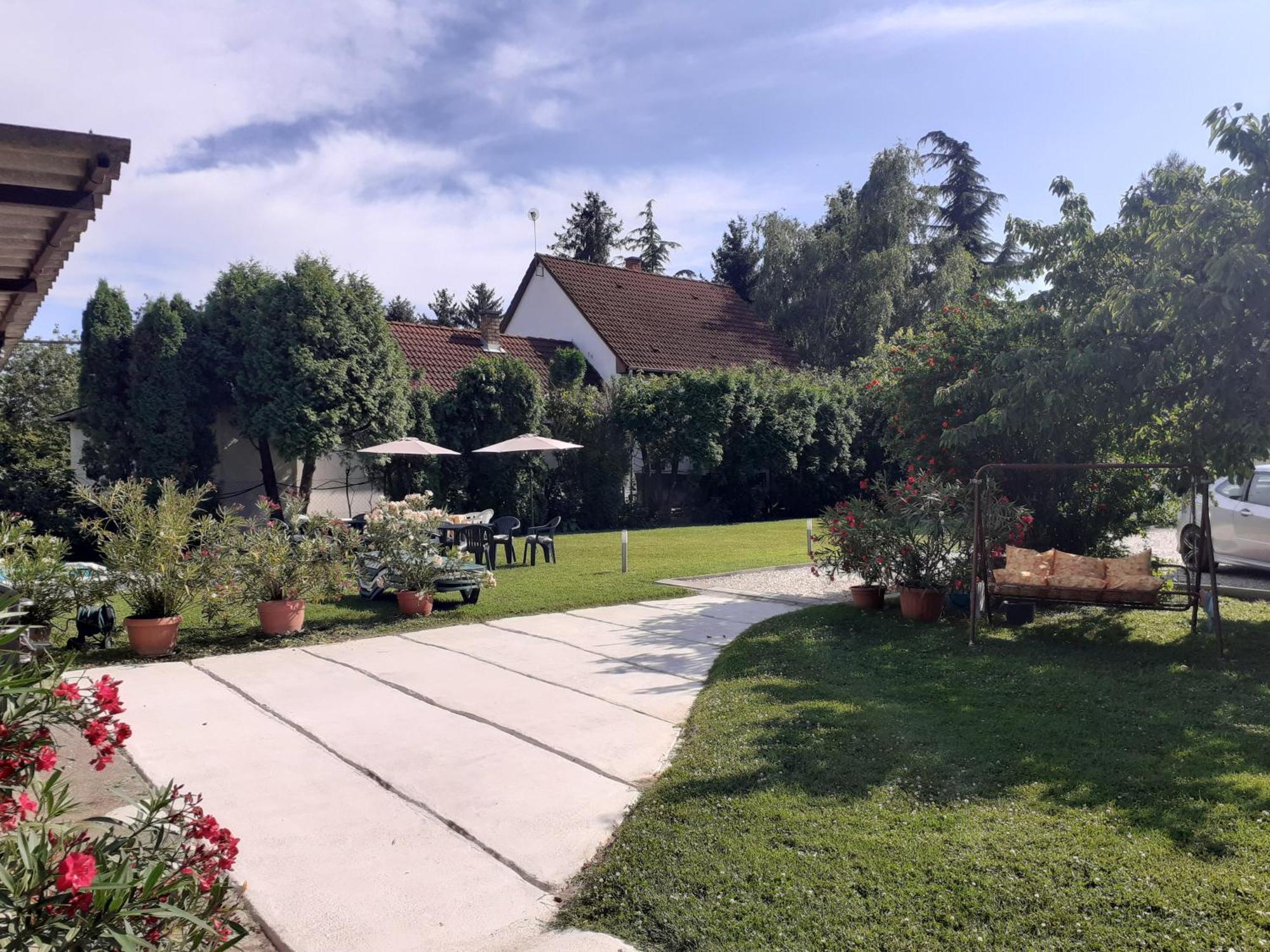 Margareta Apartman - Balatonlelle Exterior photo