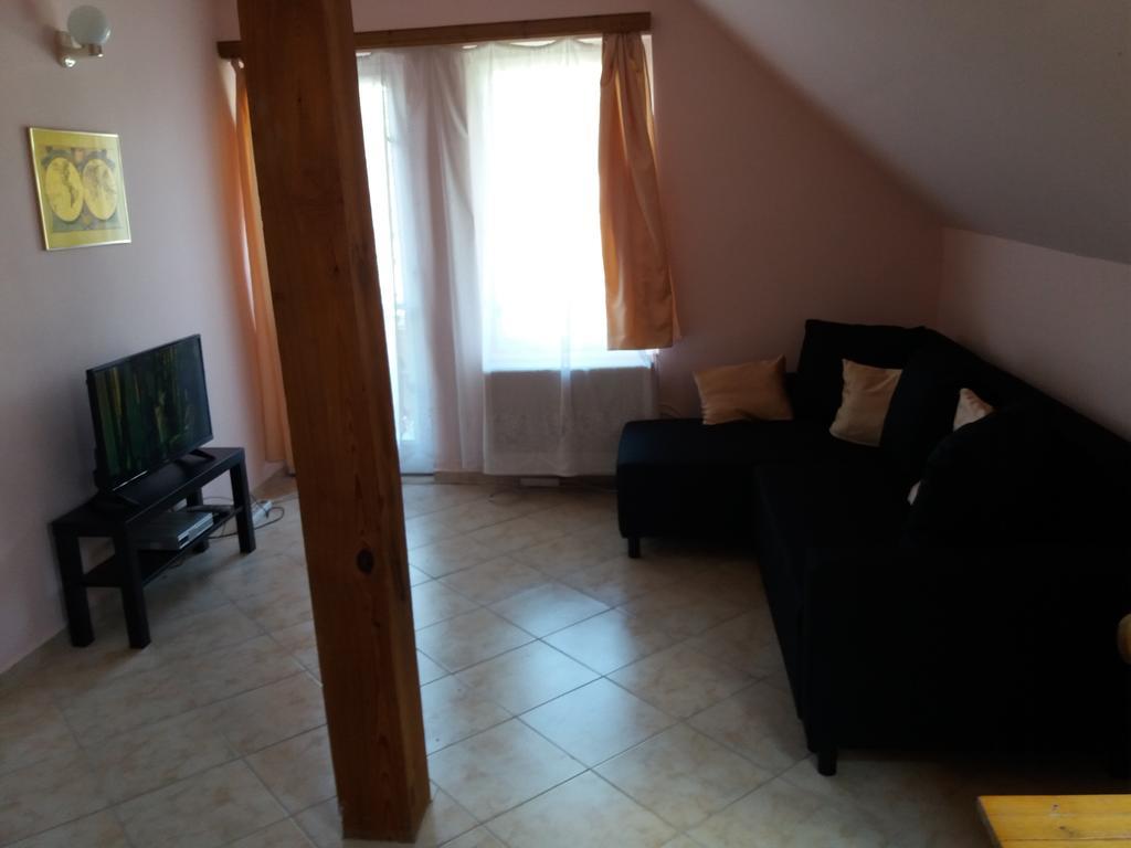 Margareta Apartman - Balatonlelle Exterior photo