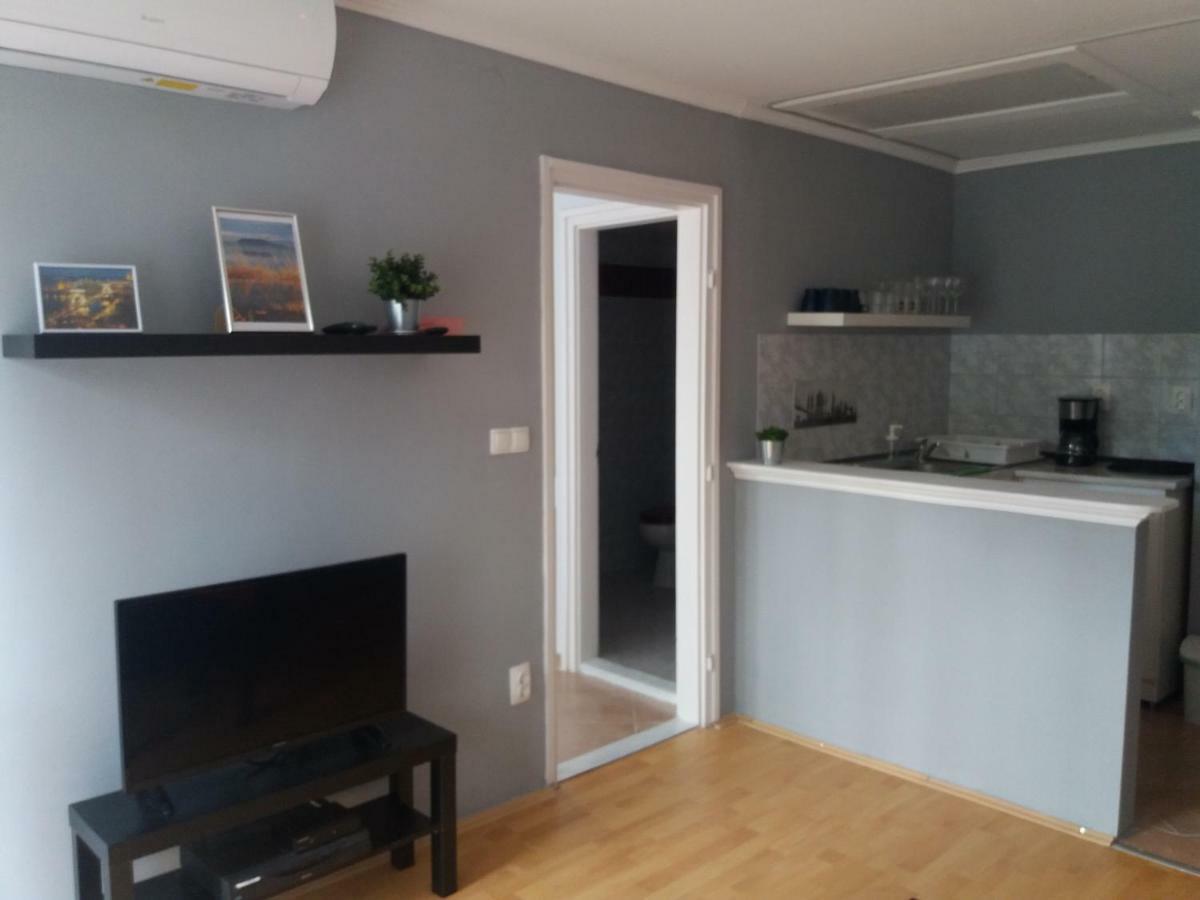 Margareta Apartman - Balatonlelle Exterior photo